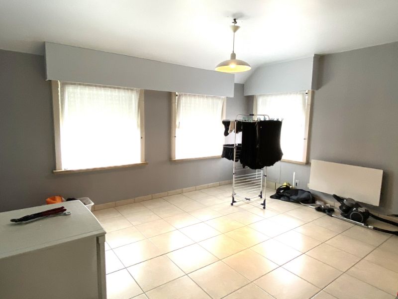 Lichtrijk APPARTEMENT op 1e verdieping met 2 slaapkamers, terras en garage foto 10