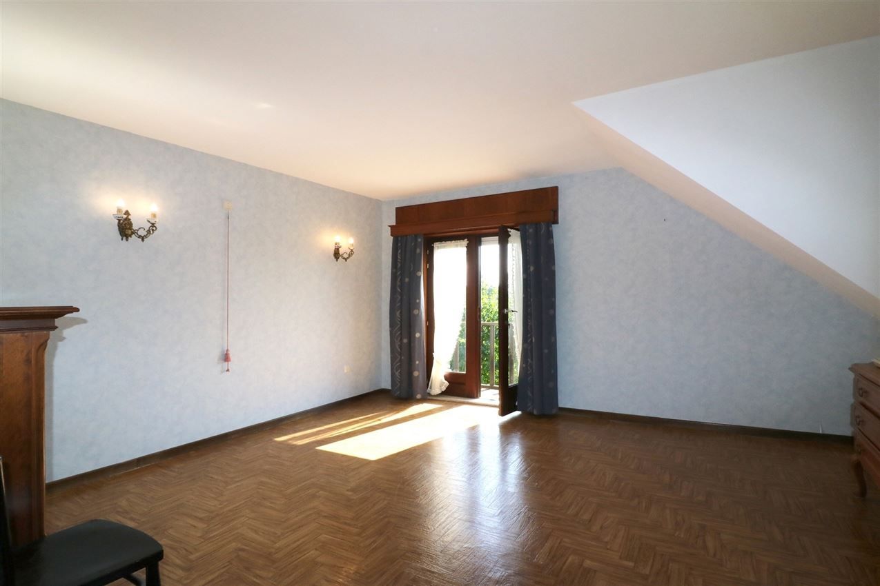 5 slpk.,1786 m² , grenzend aan agrarisch gebied foto 27