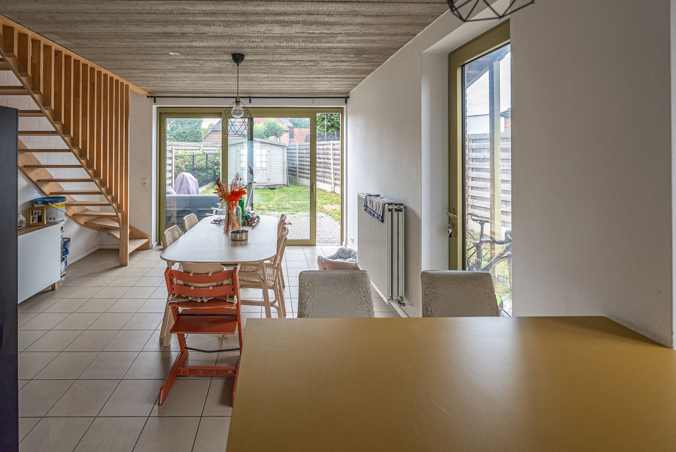 Recente woning in halfopen bebouwing foto 5