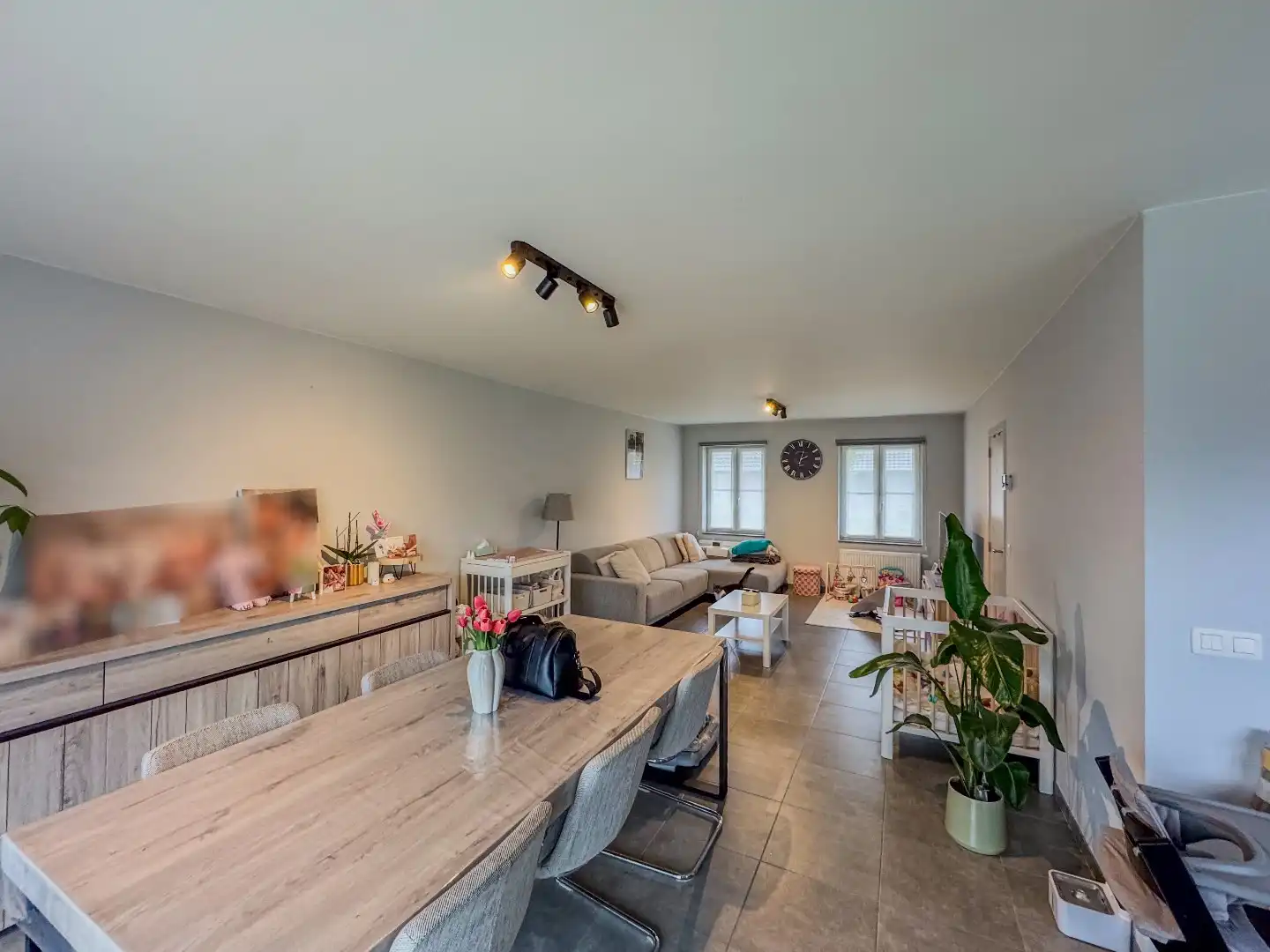 Recente en energiezuinige woning met 3 slaapkamers en tuin. foto 5