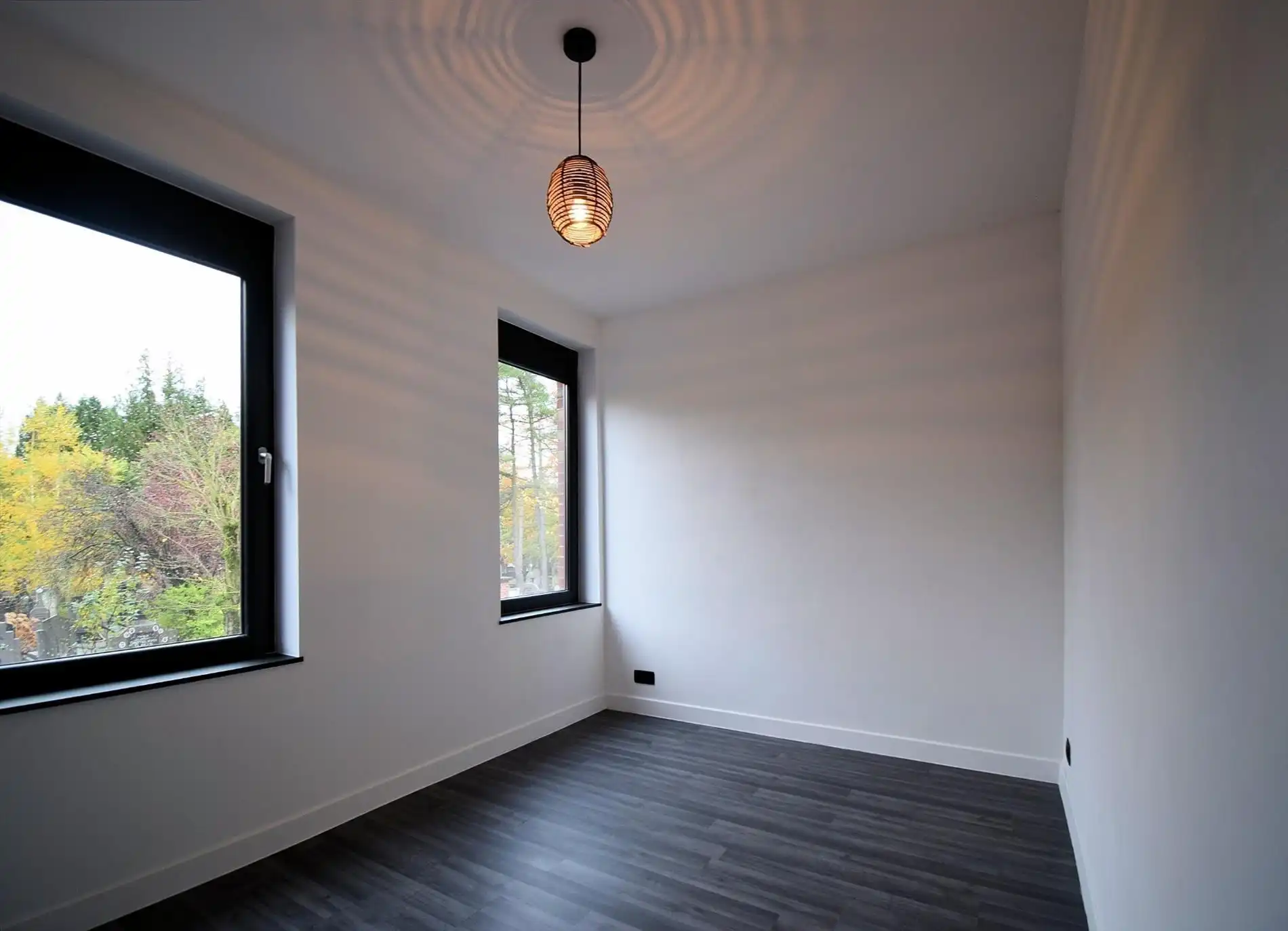 RUIME INSTAPKLARE RIJWONING DICHTBIJ HET CENTRUM  foto 12