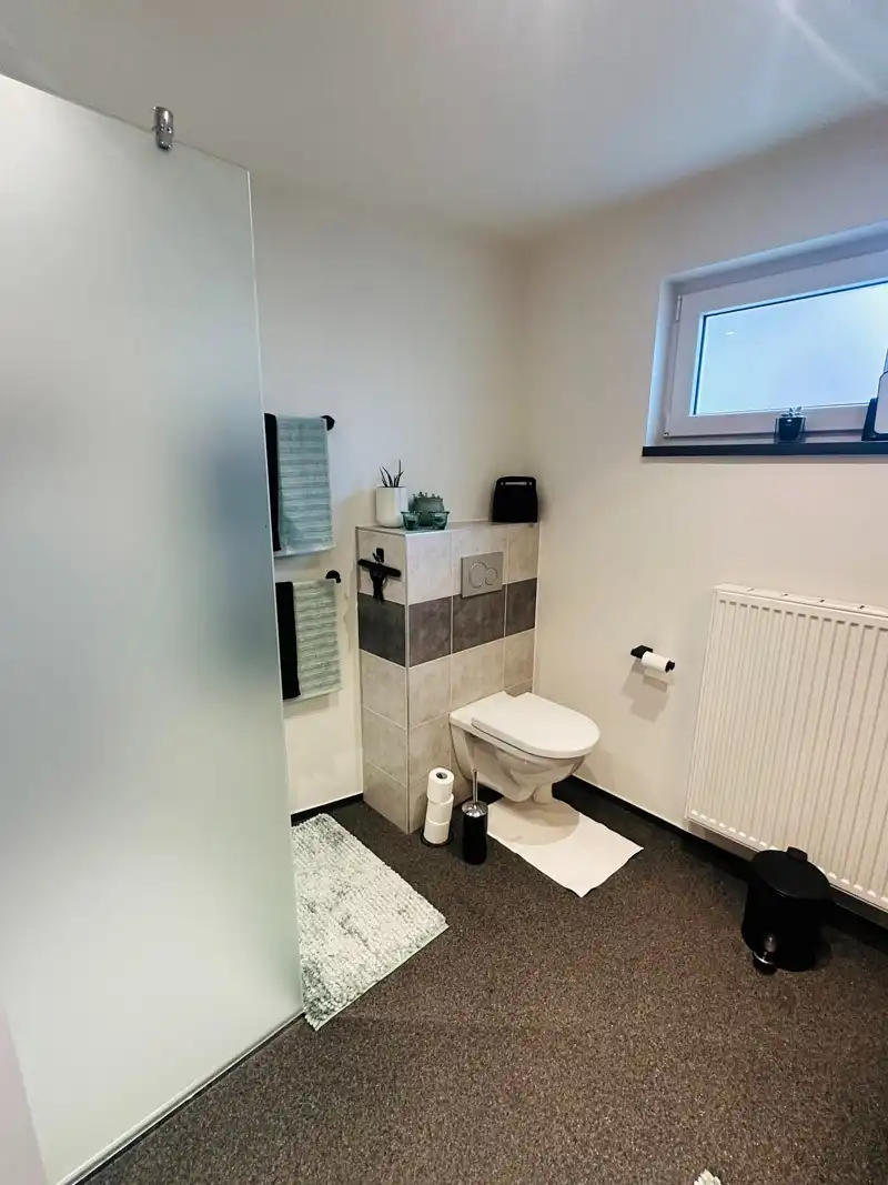 Stijlvol gerenoveerde woning op een strategische locatie foto 14