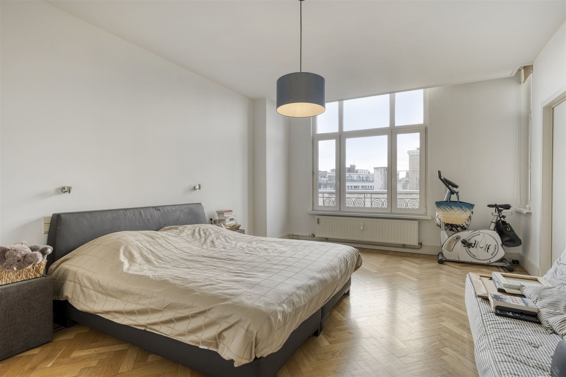 Uniek hoekappartement van 240 m² foto 18