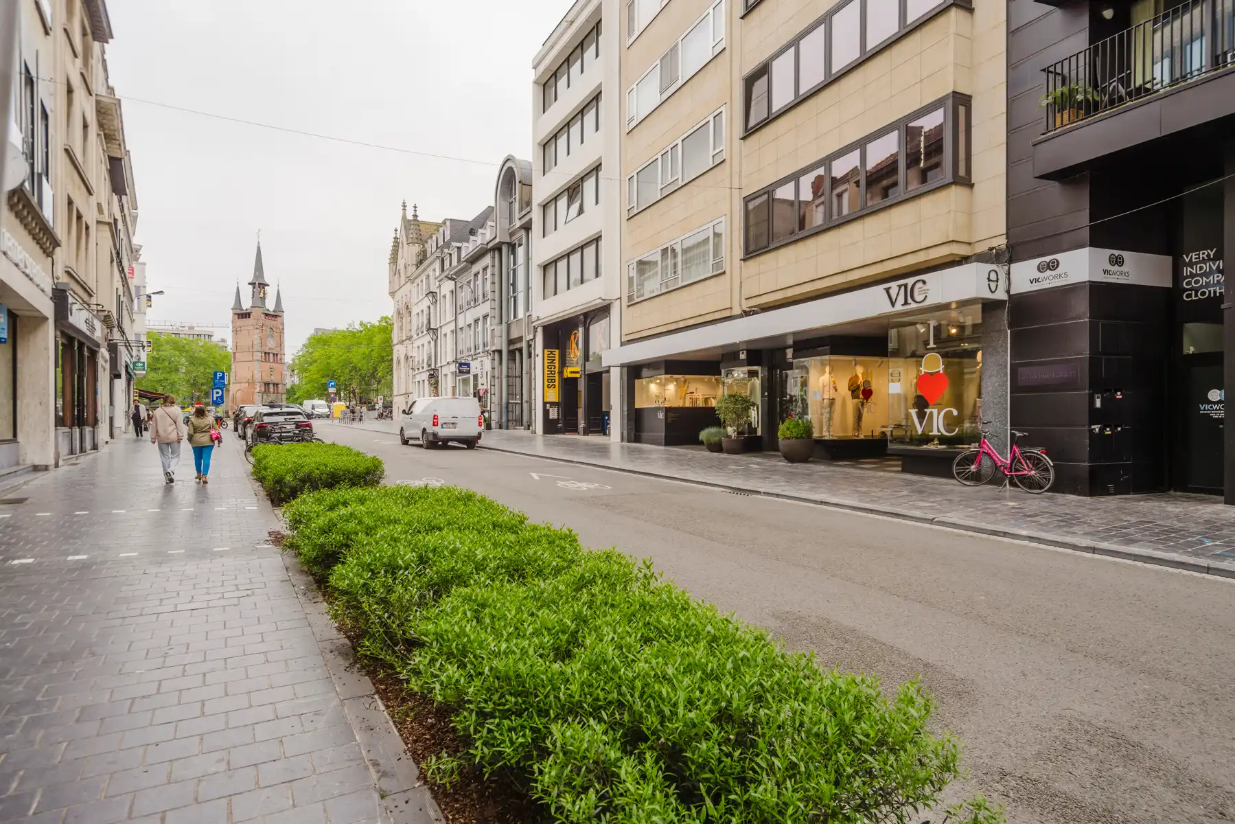 Commercieel handelsgelijkvloers op TOPLIGGING in hartje Kortrijk foto 2