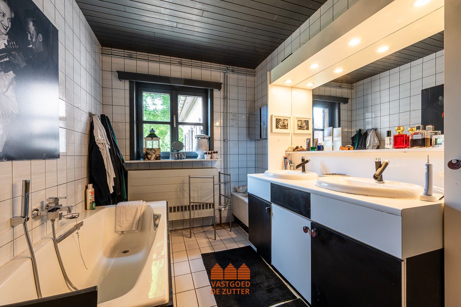 Karaktervolle alleenstaande woning op ruim perceel van 2.043 m² foto 12