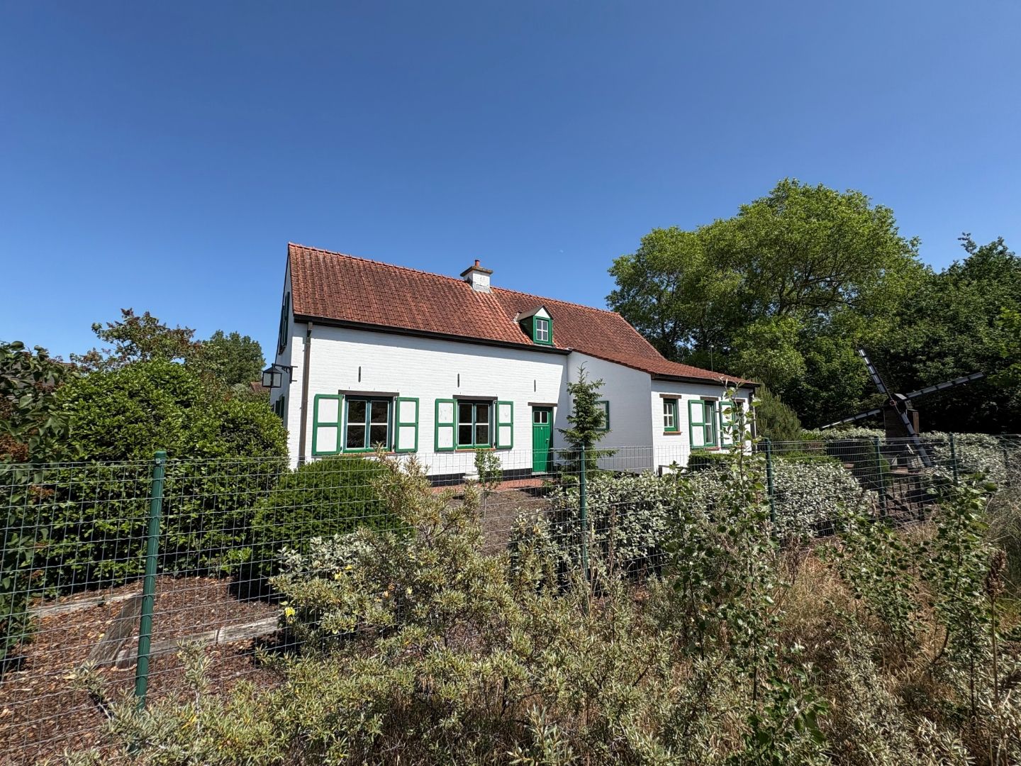 Charmante woning op wandelafstand van zee foto 9