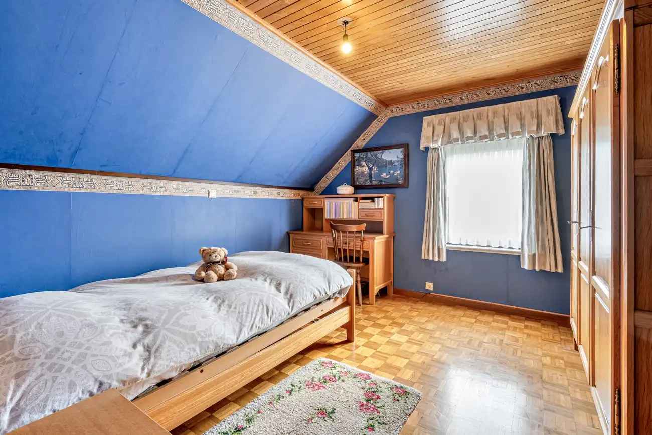 Praktische en ruime gezinswoning op rustige locatie nabij alle faciliteiten! foto 11