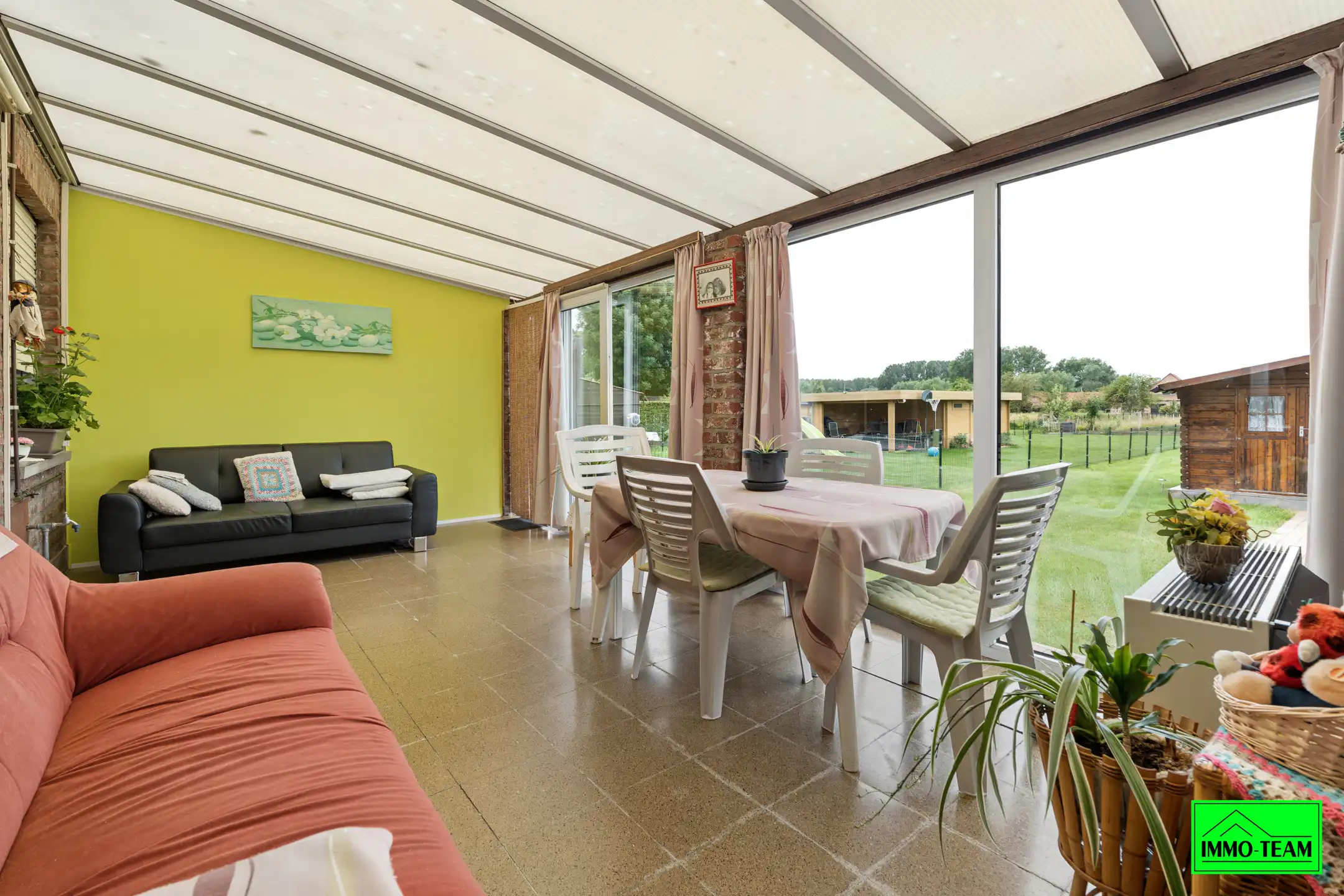 charmante bungalow met mooie tuin en 3 slaapkamers foto 17
