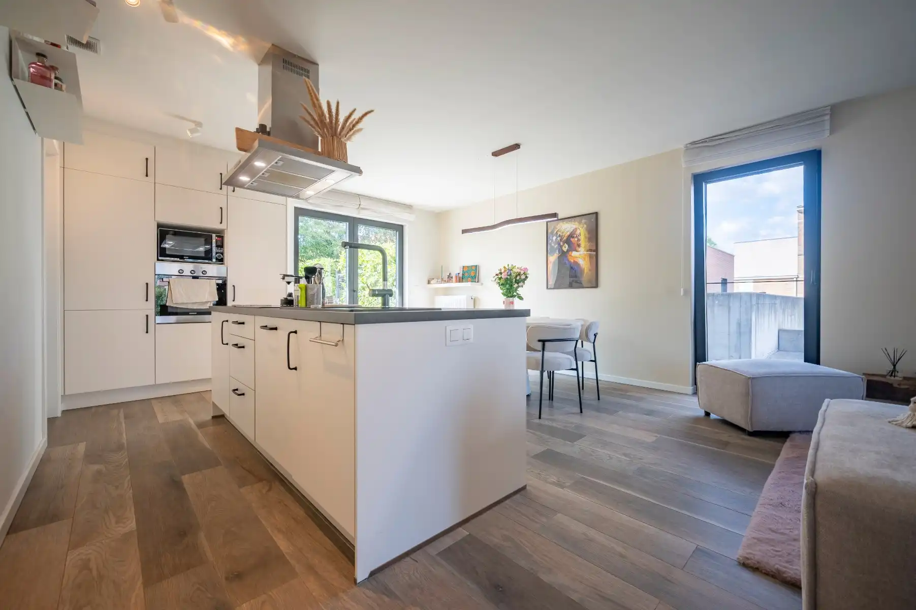 KRUISHOUTEM - Knap gelijkvloers APP. met 2 terrassen en privé tuintje foto 5
