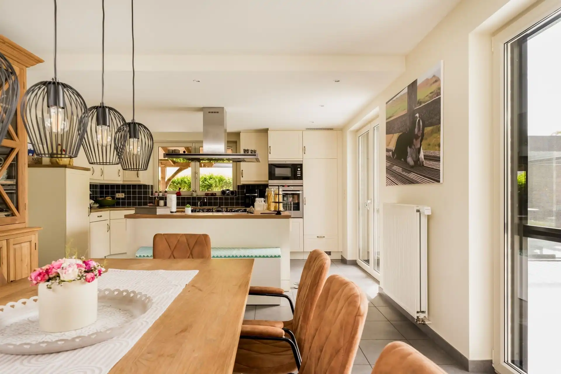 Villa met 3 slaapkamers, zwembad & poolhouse, omringd door groen ! foto 2