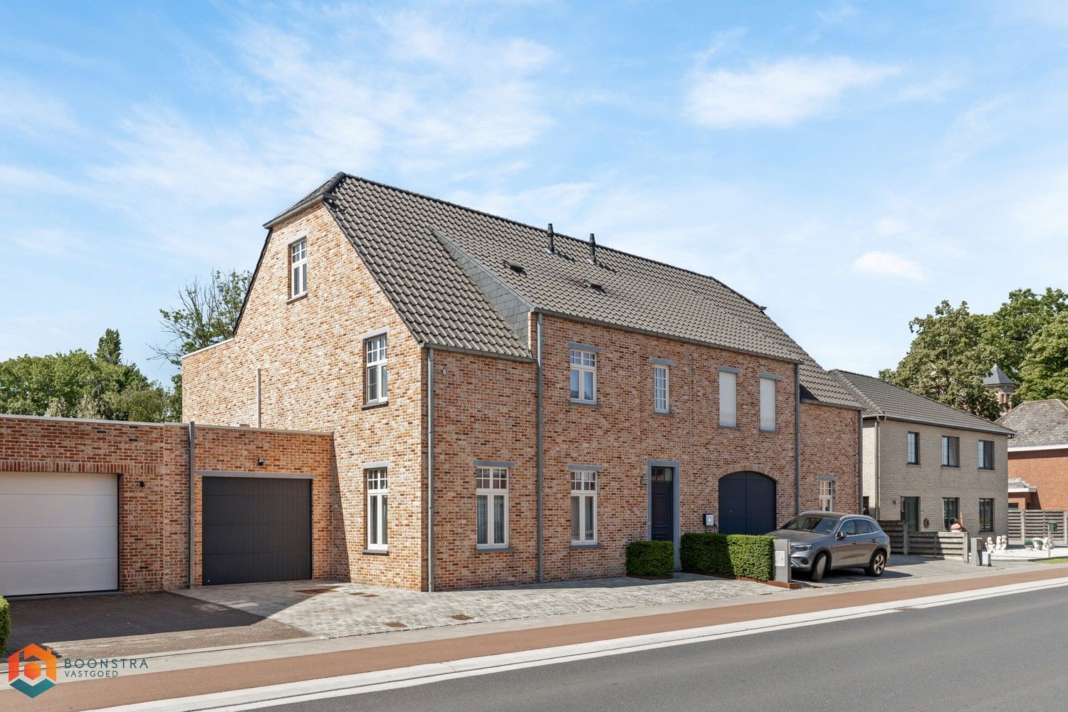 Energiezuinige woning met 4 slpkrs en tuin in hartje Putte foto {{pictureIndex}}