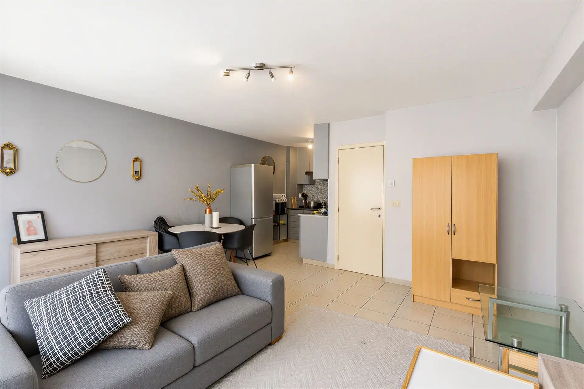Instapklaar appartement met 2 slaapkamers foto 6