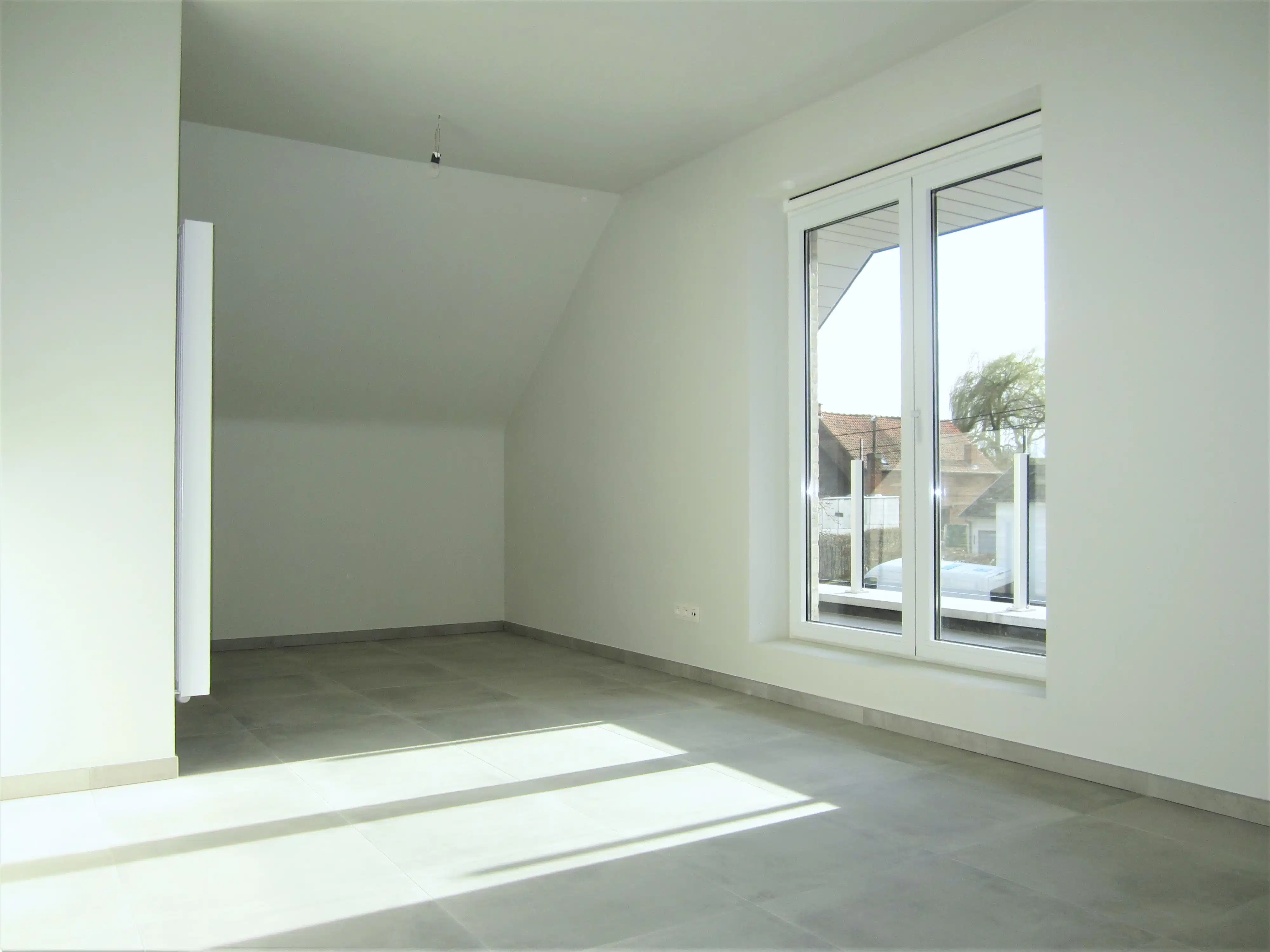 Prachtige halfopen pastoriewoning van 160m² met zuidgericht terras v 31m², balkon, zonnepanelen en drie staanplaatsen.  foto 19