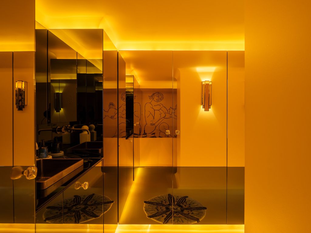 Imposant designappartement met loftallures nabij het Wintercircus en De Krook foto 14