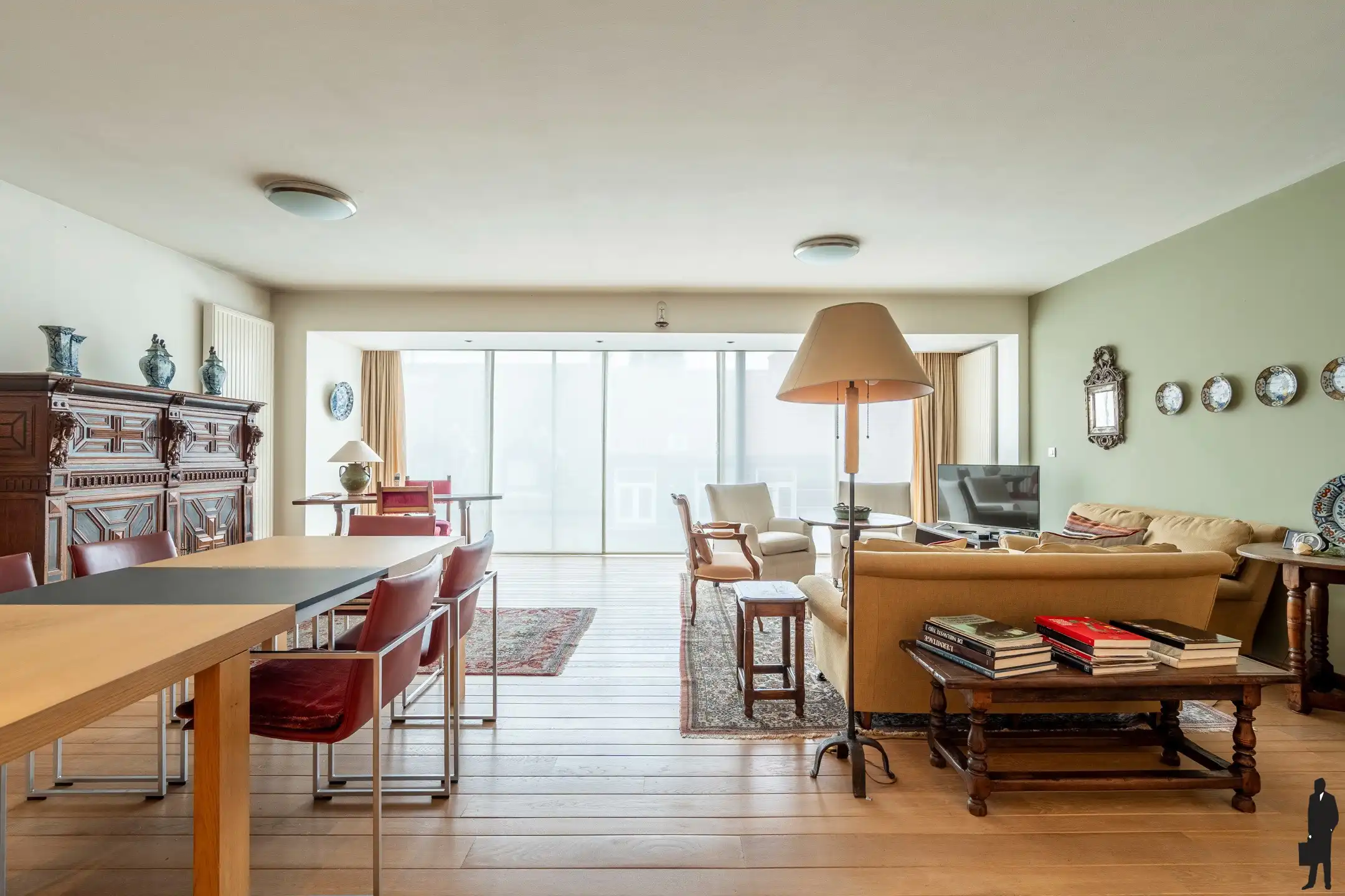 Instapklaar appartement van ca. 144 m² met garage foto 9