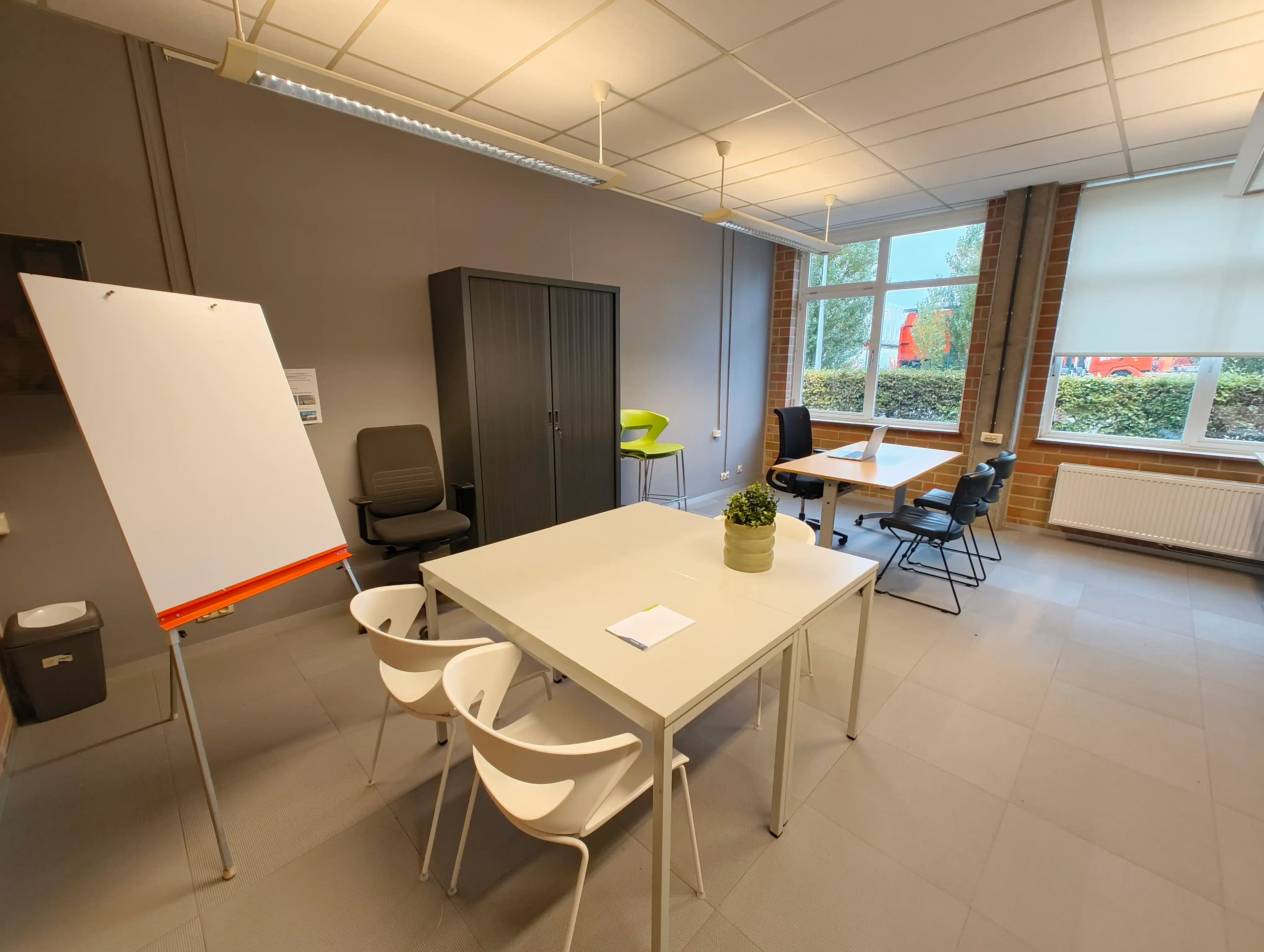 Kantoor voor startende ondernemers foto {{pictureIndex}}