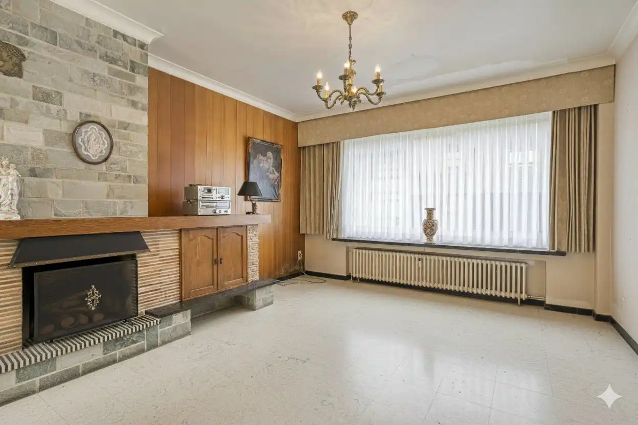 Ruim huis met 4 slaapkamers nabij het centrum van Izegem. foto 7