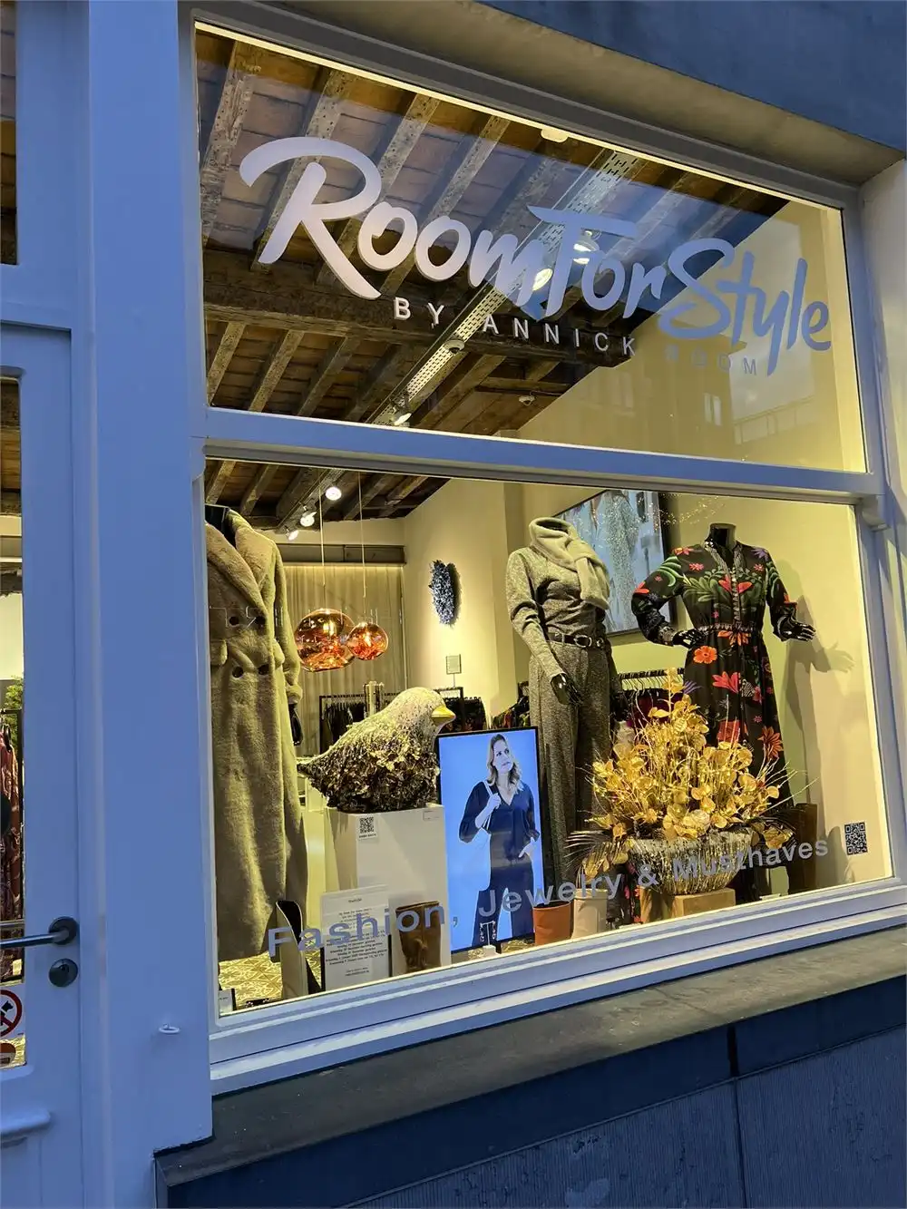 KARAKTERVOL COMMERCIEEL  PAND HARTJE MECHELEN foto 11