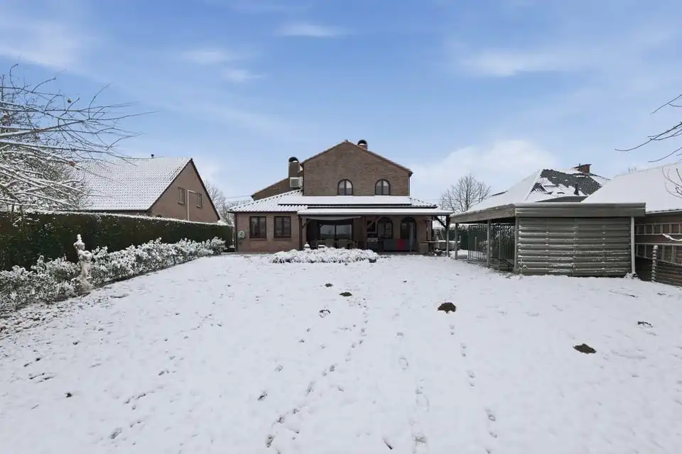 EXCLUSIEVE GEZINSWONING MET RUIME TUIN, 252M² WOONCOMFORT EN TOPLIGGING IN SINT-TRUIDEN foto 42