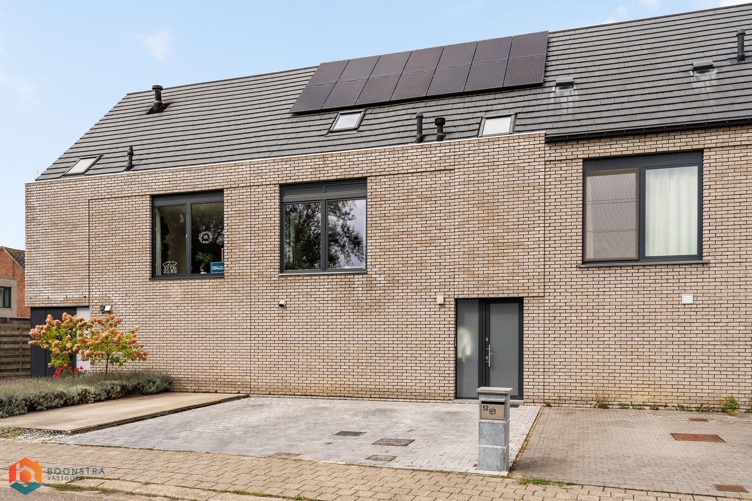 Energiezuinige woning met 4 slpkrs in Schriek foto 1