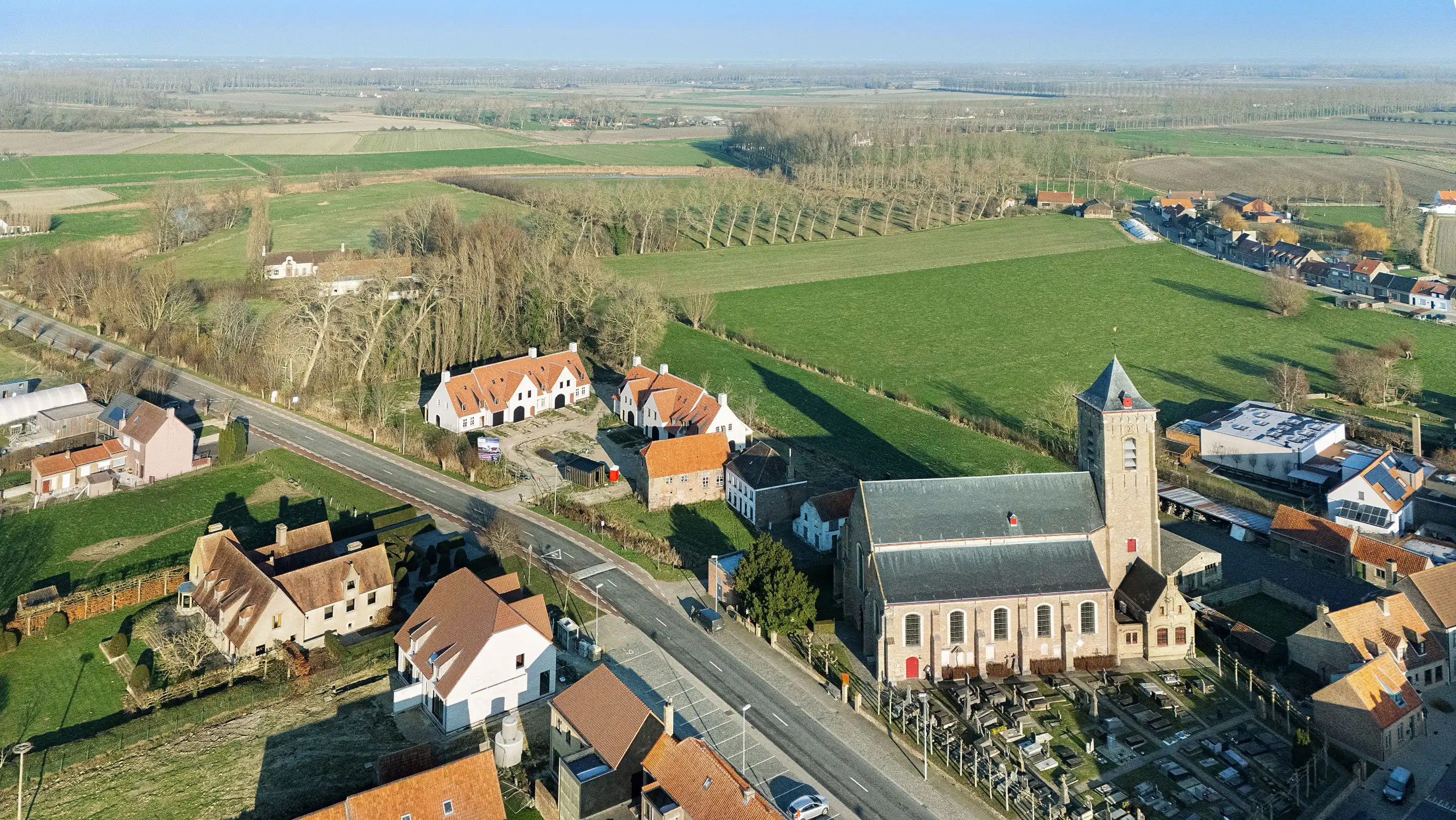 Nieuwbouw woning rustig gelegen te Lapscheure. foto 3