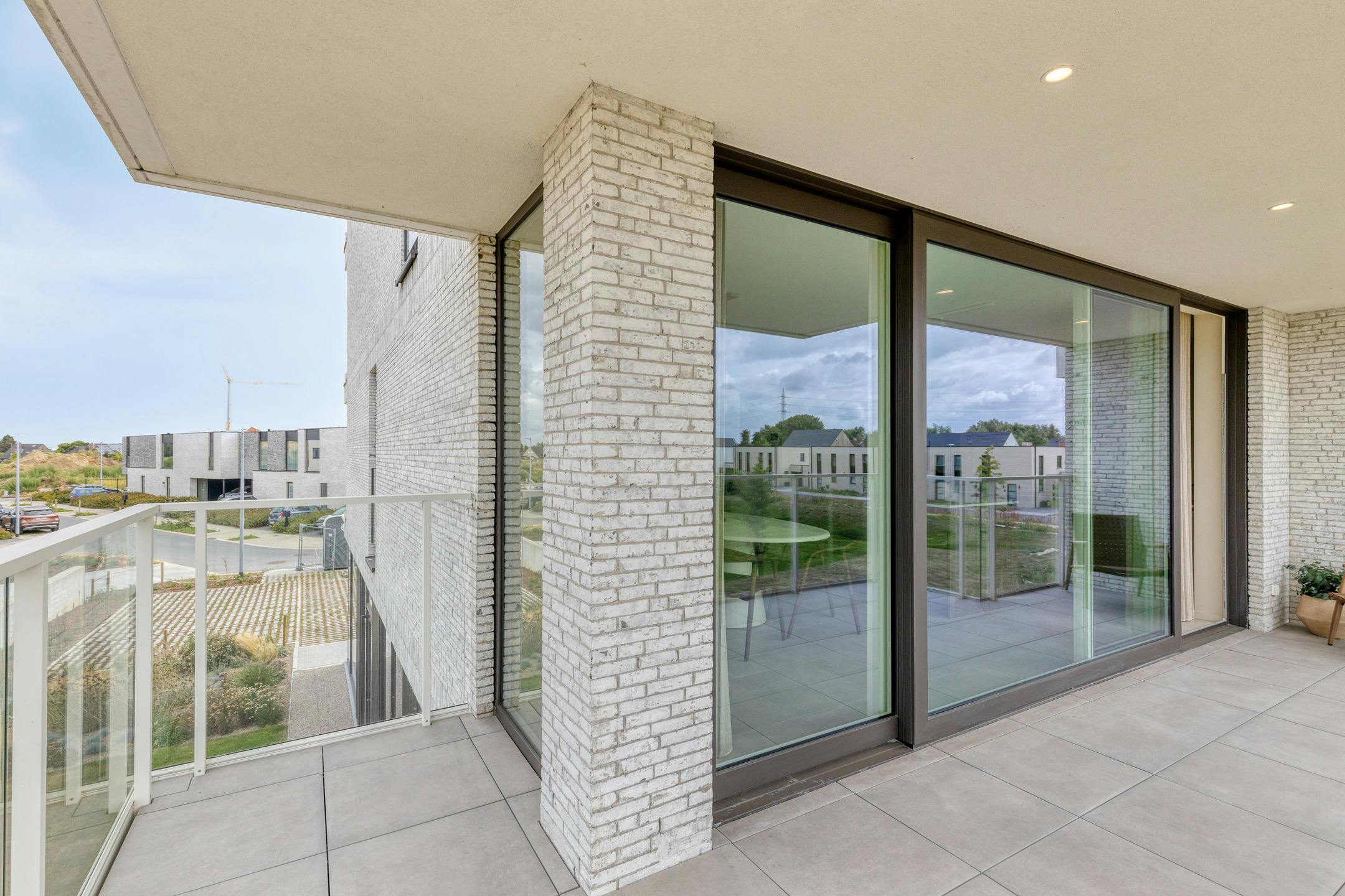 Volledig ingerichte én geschilderde modelappartement! foto 10