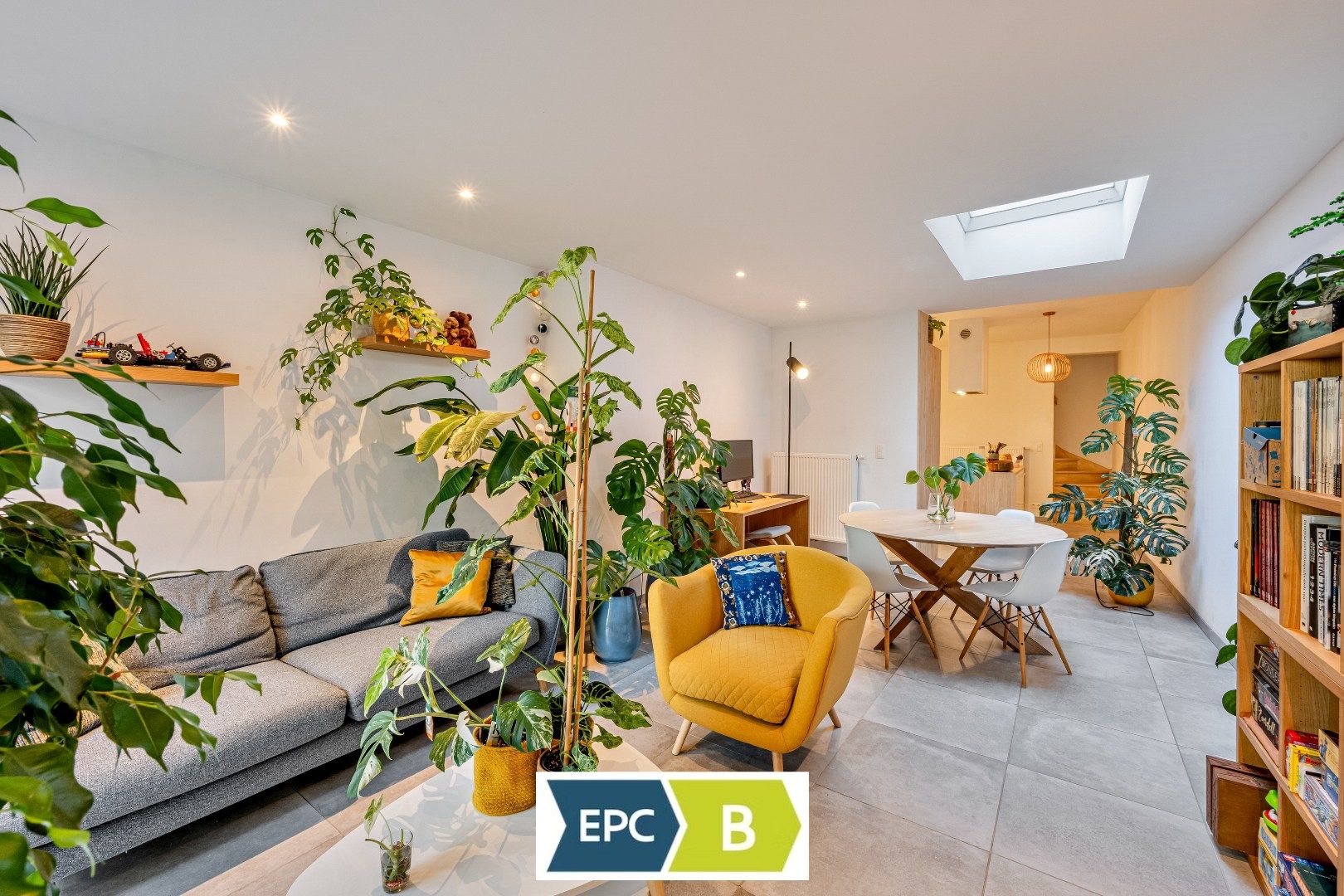 Instapklare woning 3slpks met zicht op Egmontpark foto {{pictureIndex}}