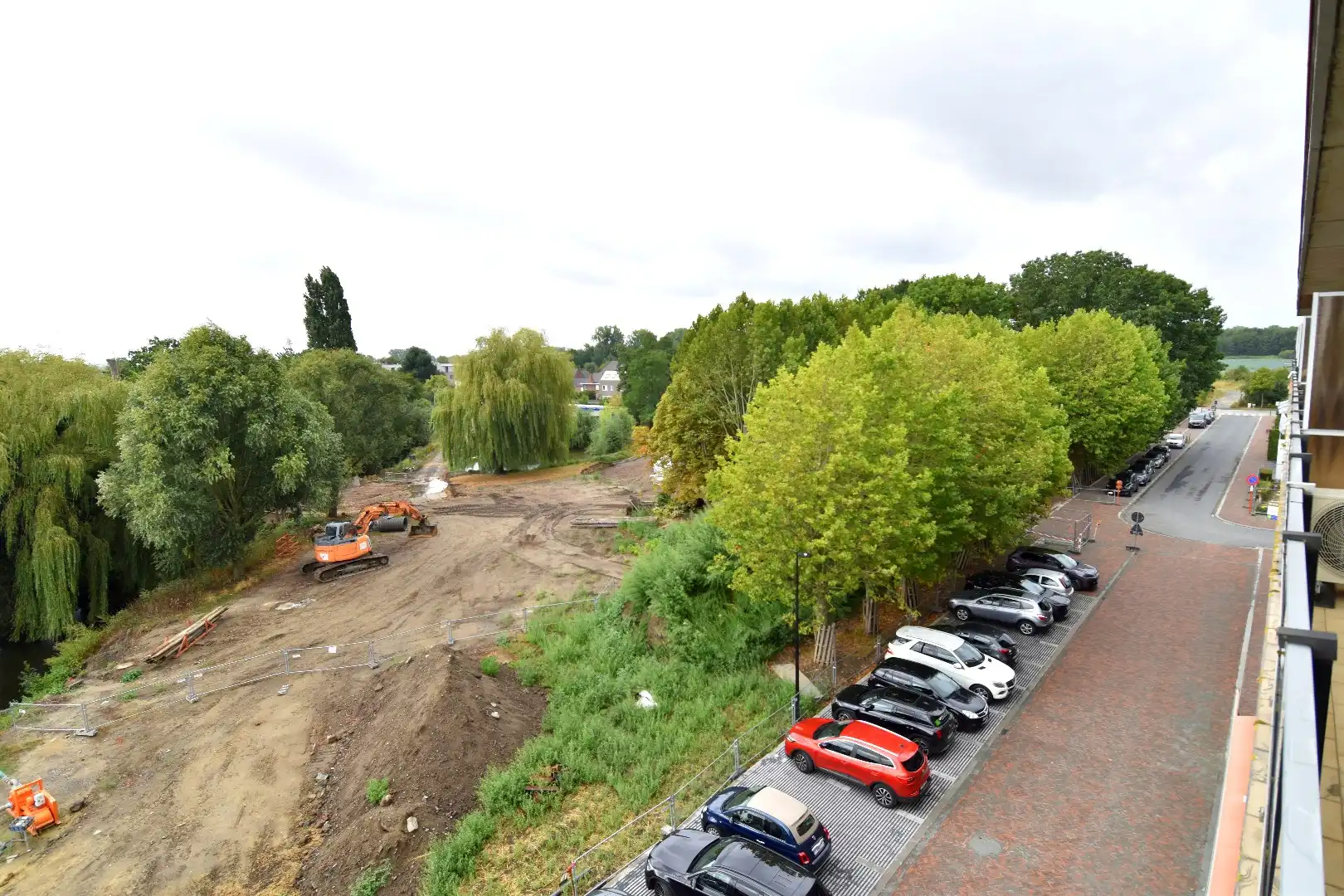 Instapklaar 2-slaapkamerappartement te koop op toplocatie in het hart van Gullegem foto 12