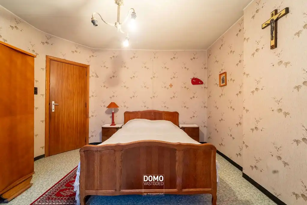 Halfopen bebouwing met grote tuin en 3 slaapkamers foto 11