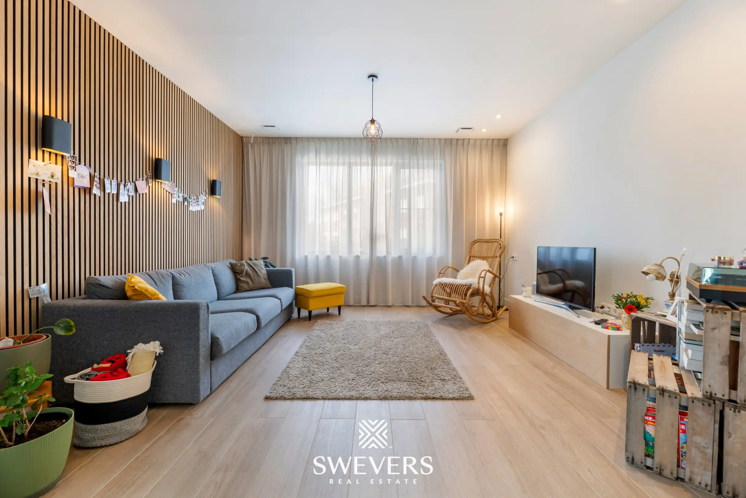 Ruime gerenoveerde woning op topligging foto 2