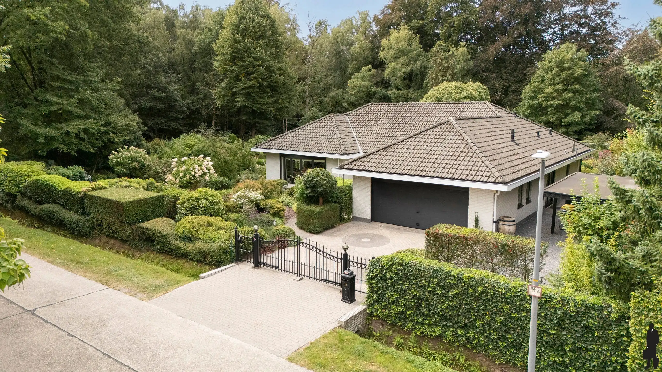 Uitstekende villa op zuidwesten in residentiele verkaveling foto 35