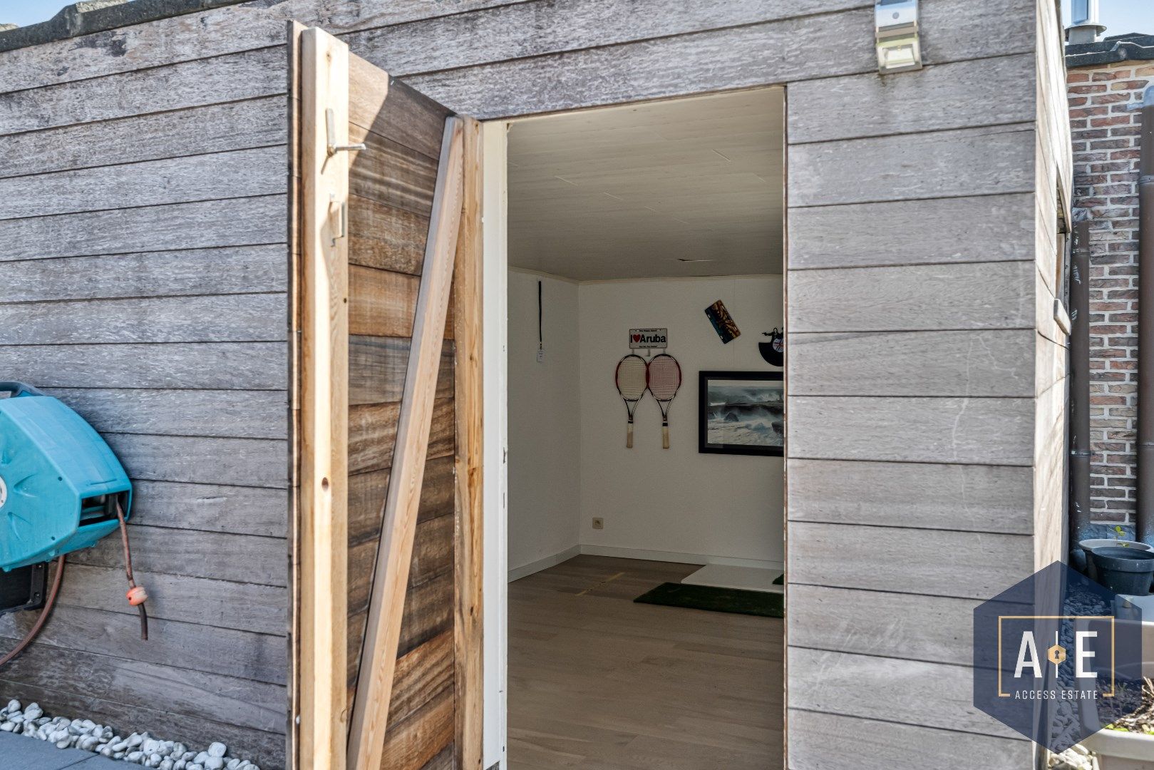 WETTEREN - Herenhuis met commerciële ruimte/kantoor/ateliers te koop! foto 6