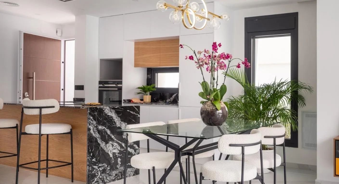 Ultiem genieten: ruime vakantiewoningen dichtbij centrum en strand foto 6