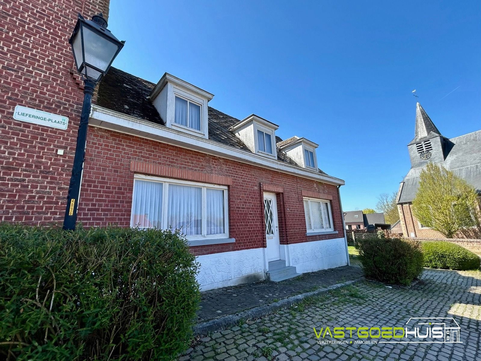 -ONDER OPTIE- Charmante, te renoveren gezinswoning  foto 29