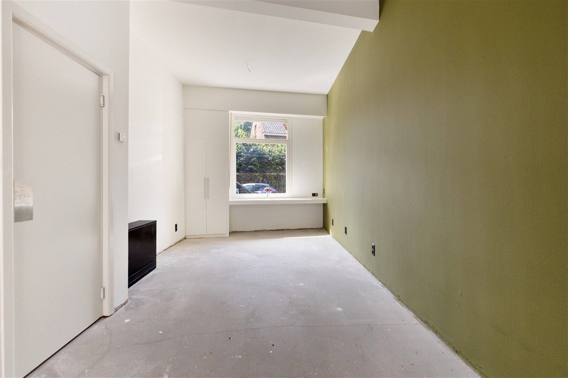 Te renoveren gezinswoning met 3 slaapkamers in Sint-Niklaas foto 6