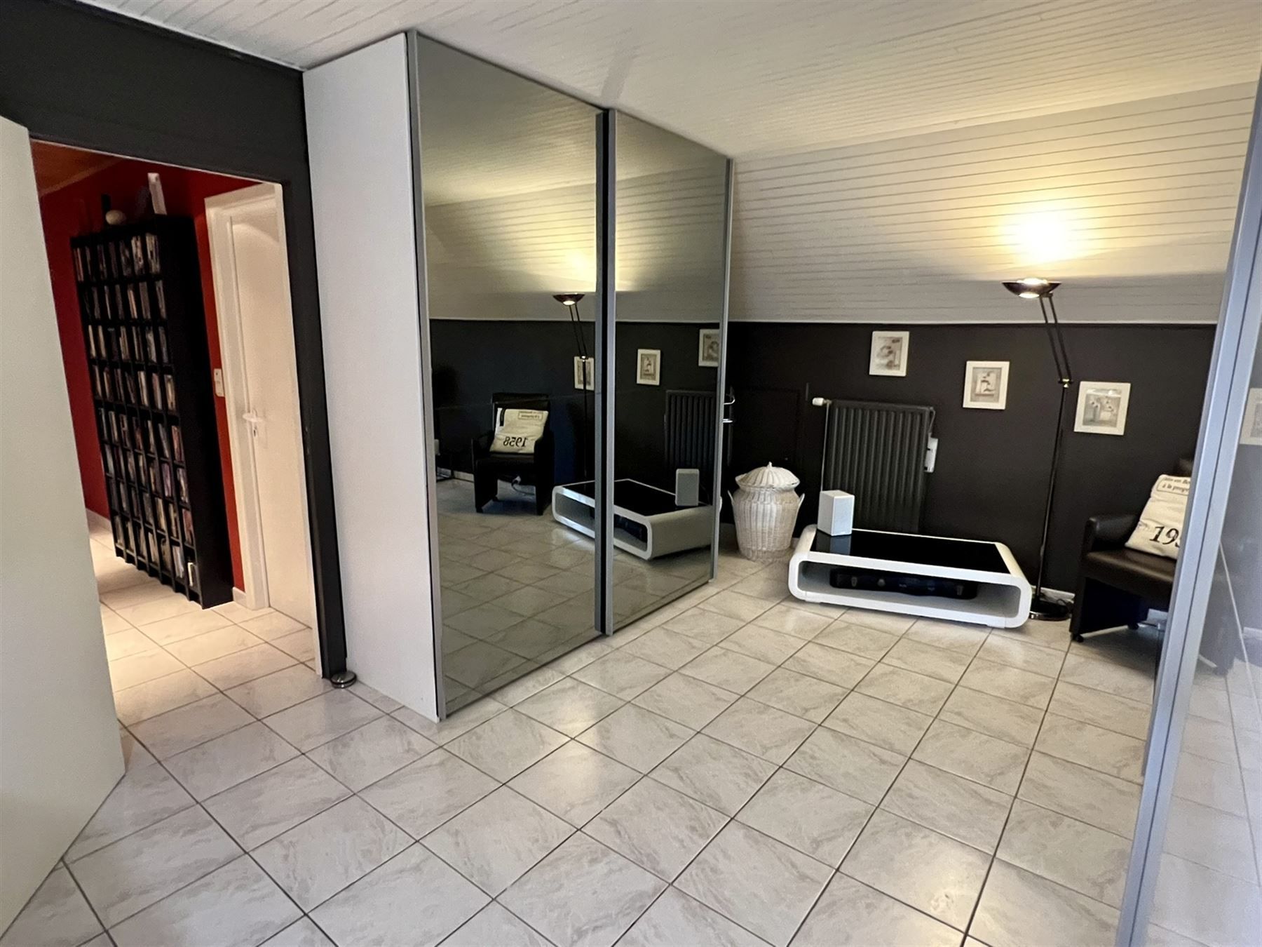 Prachtige ruime villa met zwembad foto 13