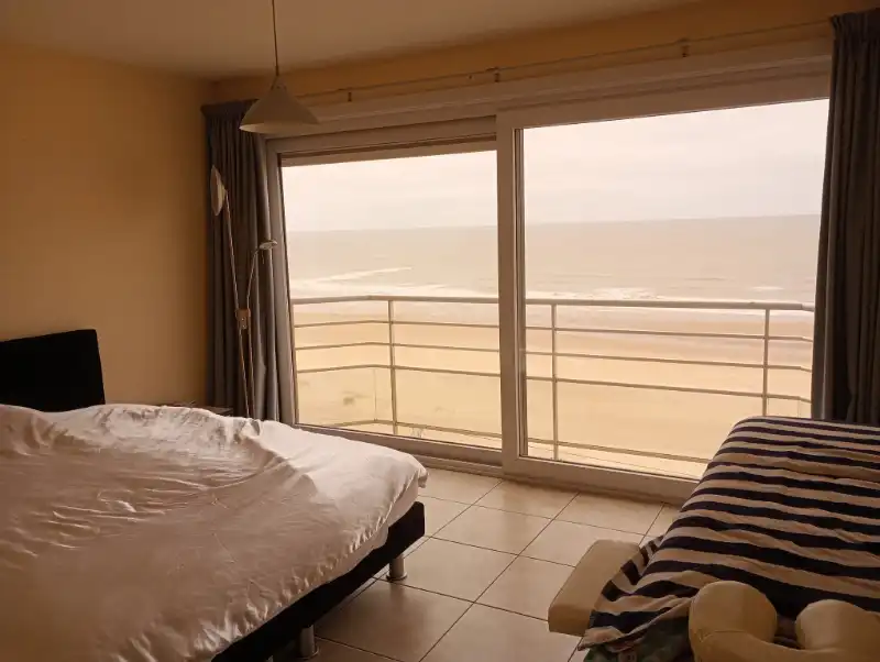 Prachtig hoekappartement met fenomenaal zeezicht foto 9