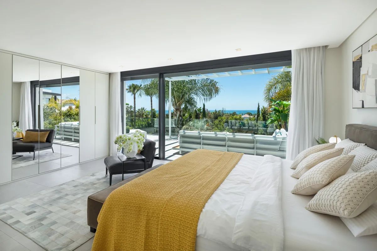Exclusieve Award-winnende villa in Marbesa: luxe wonen op slechts stappen van het strand! foto 21