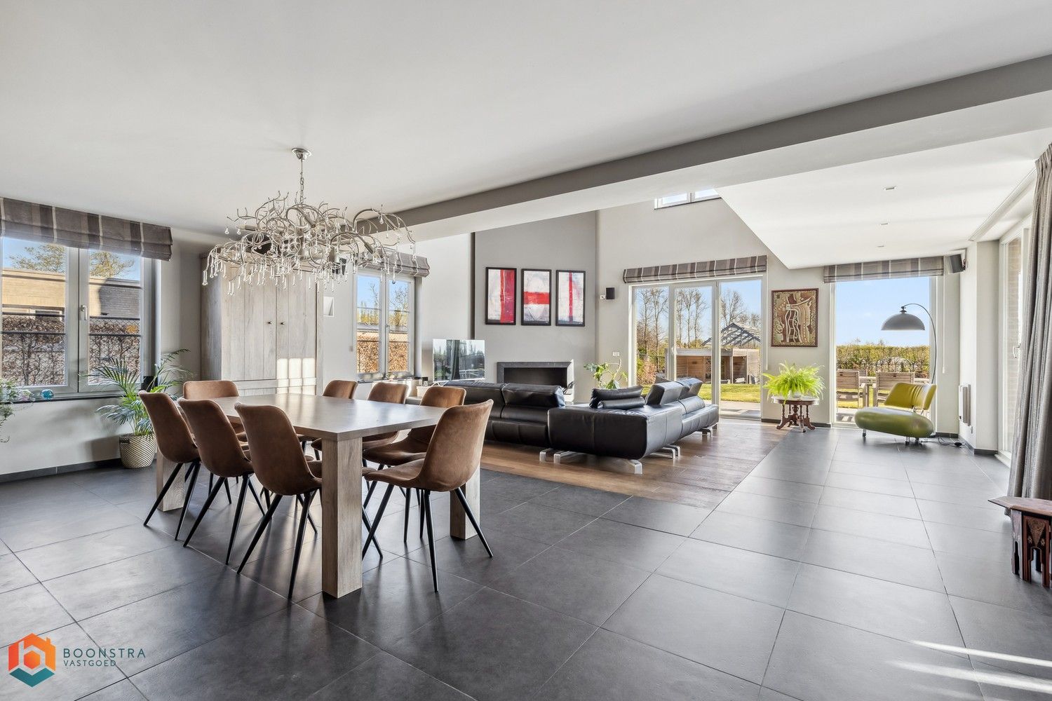 Exclusieve en energiezuinige villa met 5 slpkrs en tuin nabij centrum Putte foto 9