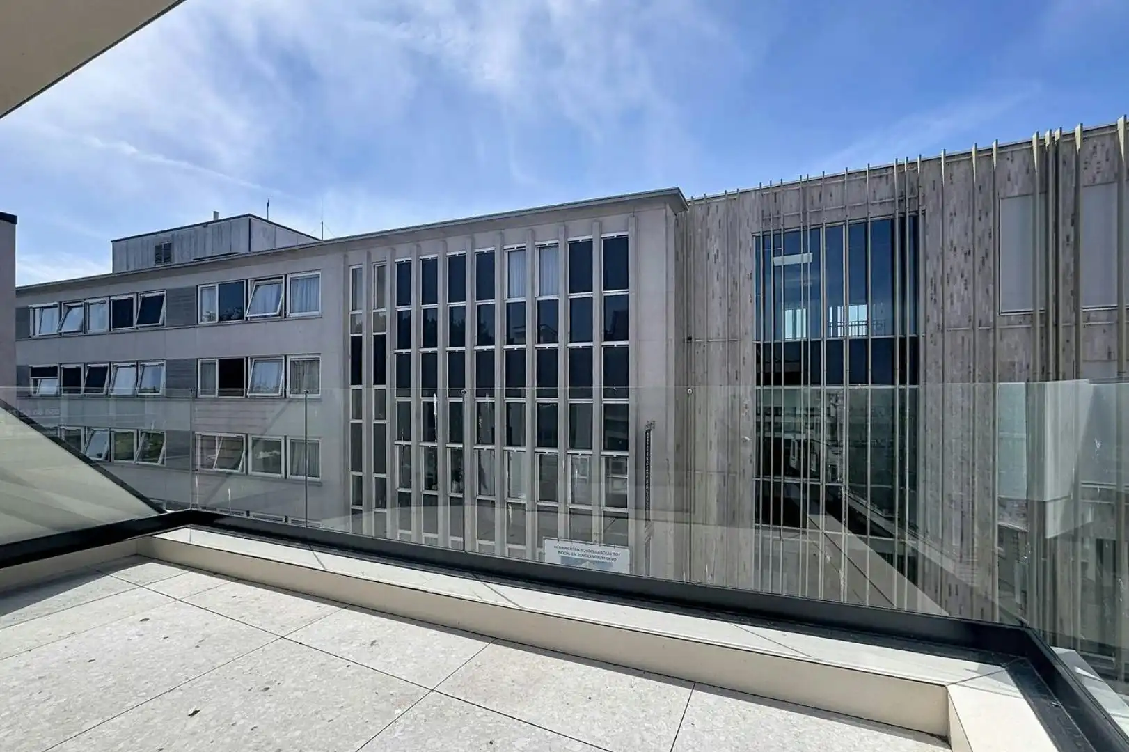 Prachtige duplex met zonnig terras te koop in Knokke-Heist foto 6