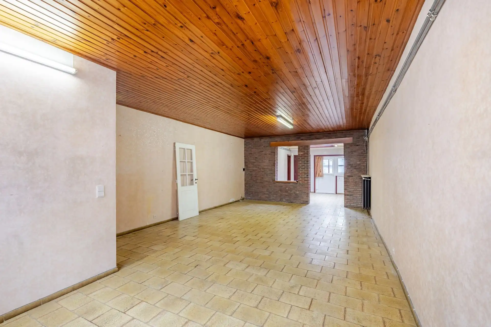 Ruime woning met 4 slaapkamers en stadstuin! foto 2