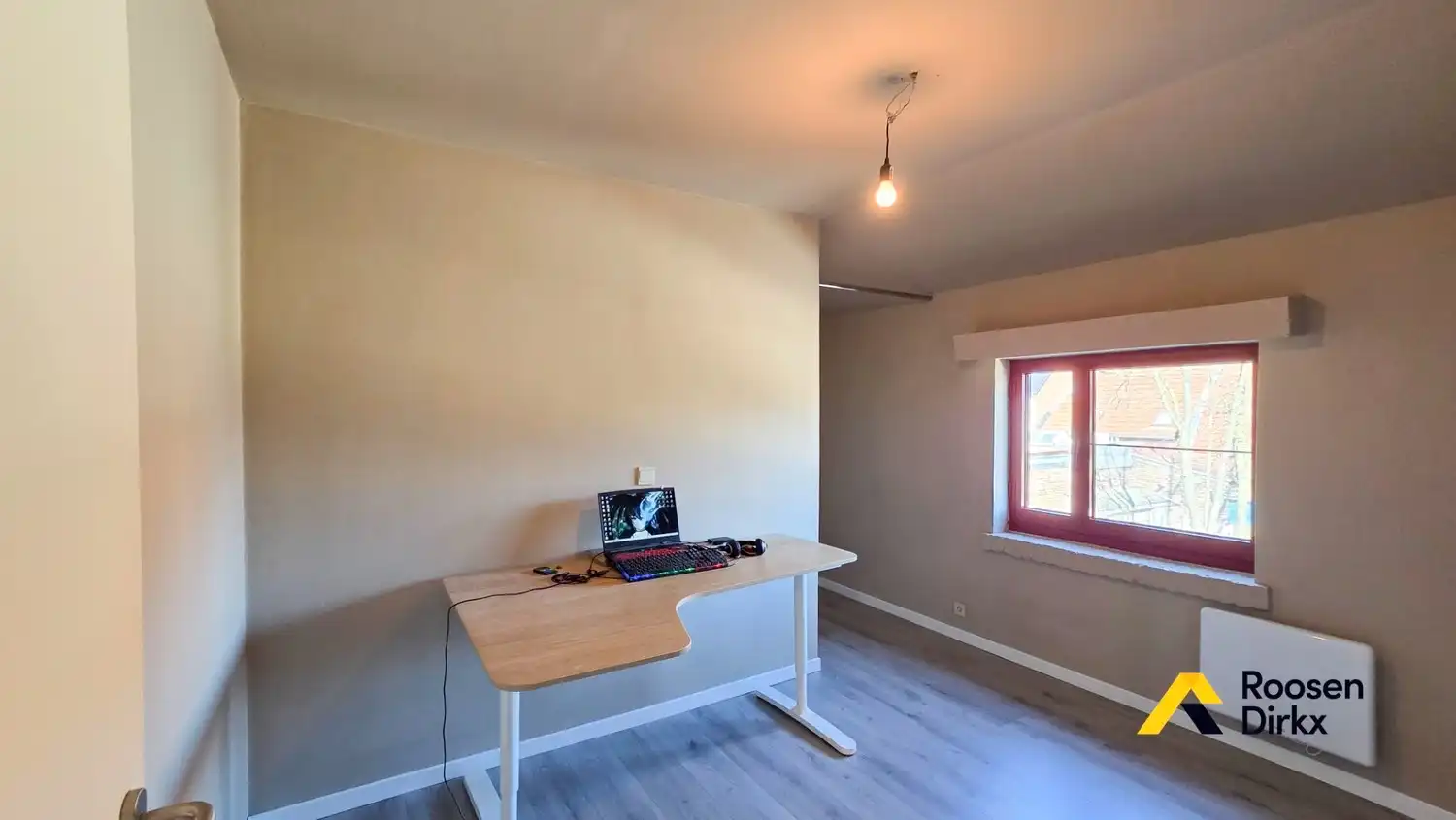 Degelijk appartement met 2 SK's in rustige buurt! foto 16