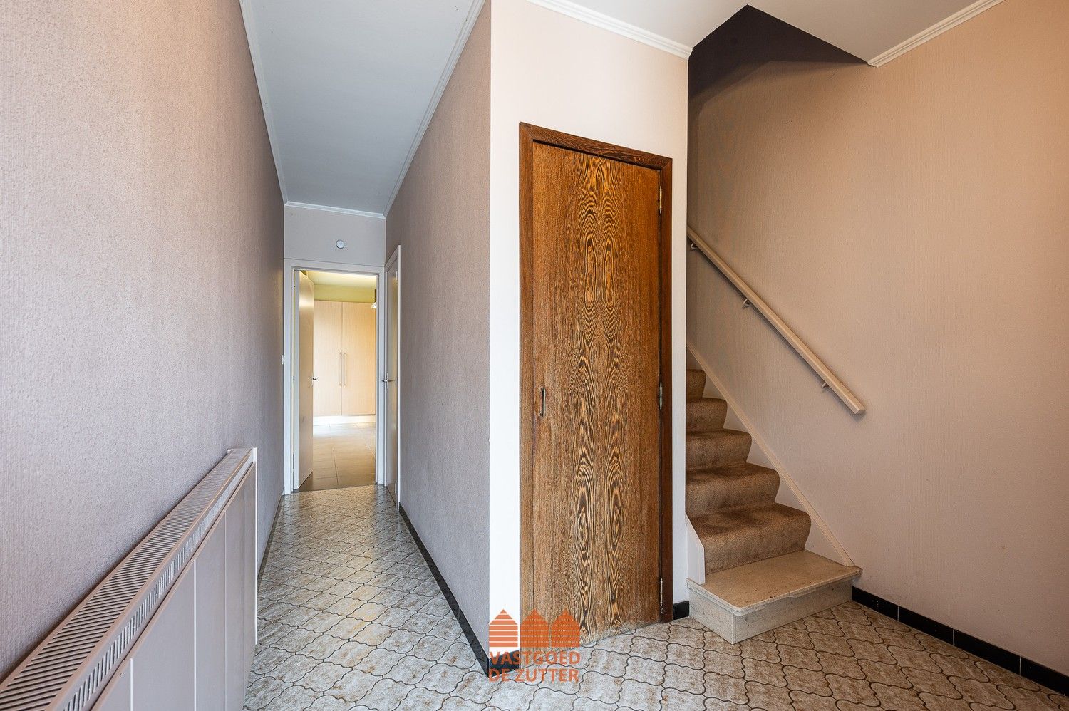 Lichtrijke halfopen bebouwing met 3 slaapkamers en garage foto 9