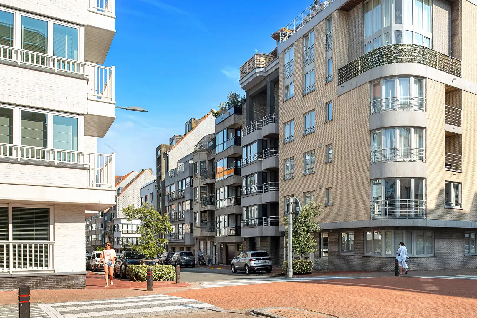 Instapklaar 2-slaapkamerappartement met terras op gegeerde locatie in Knokke. foto 25