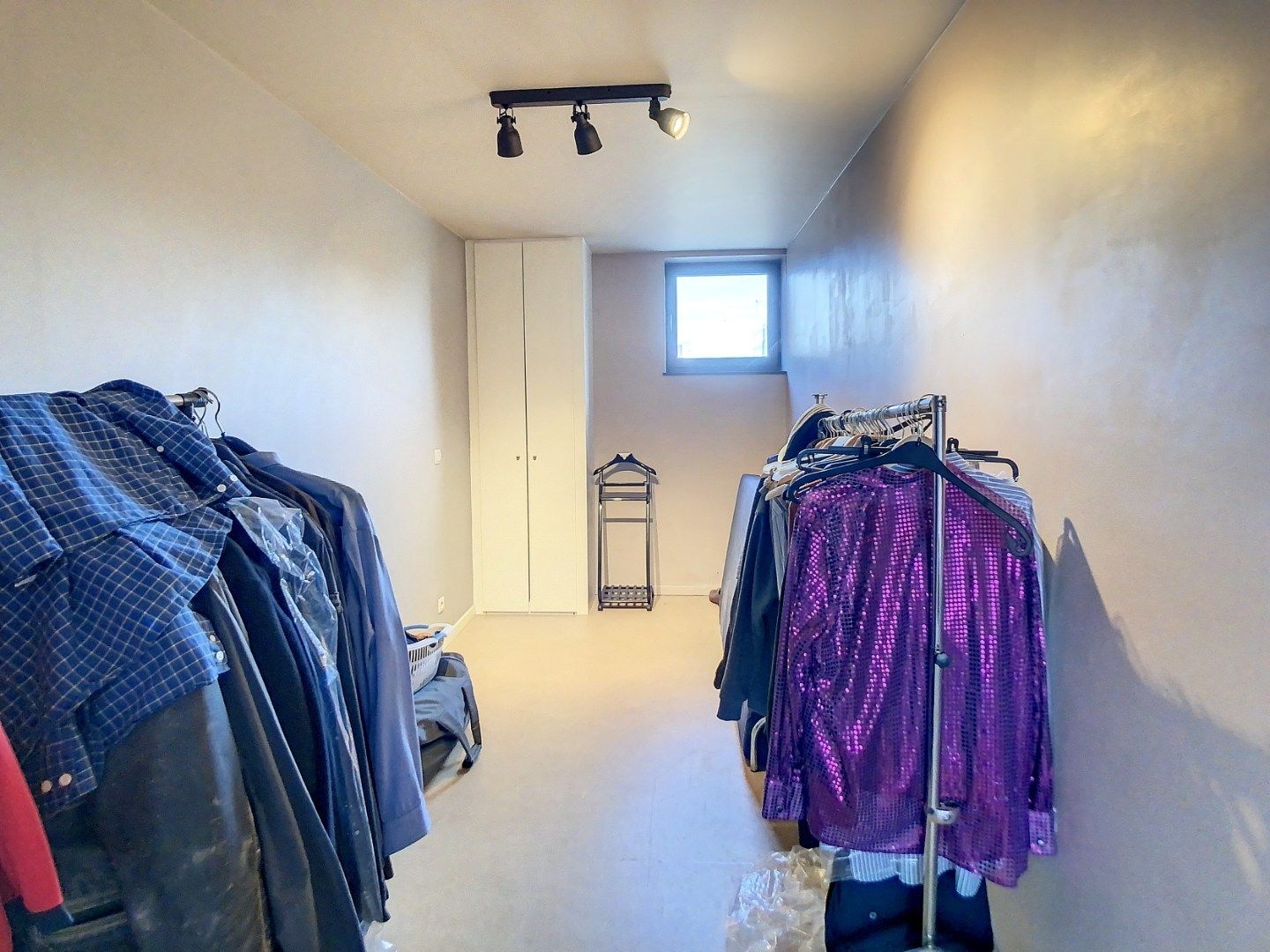 Goed gelegen appartement met 2 slaapkamers, terras en autostaanplaats te Tongeren foto 9