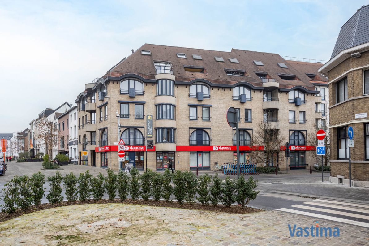 Leefappartement op het Keizersplein met 3 slaapkamers en garage foto 2