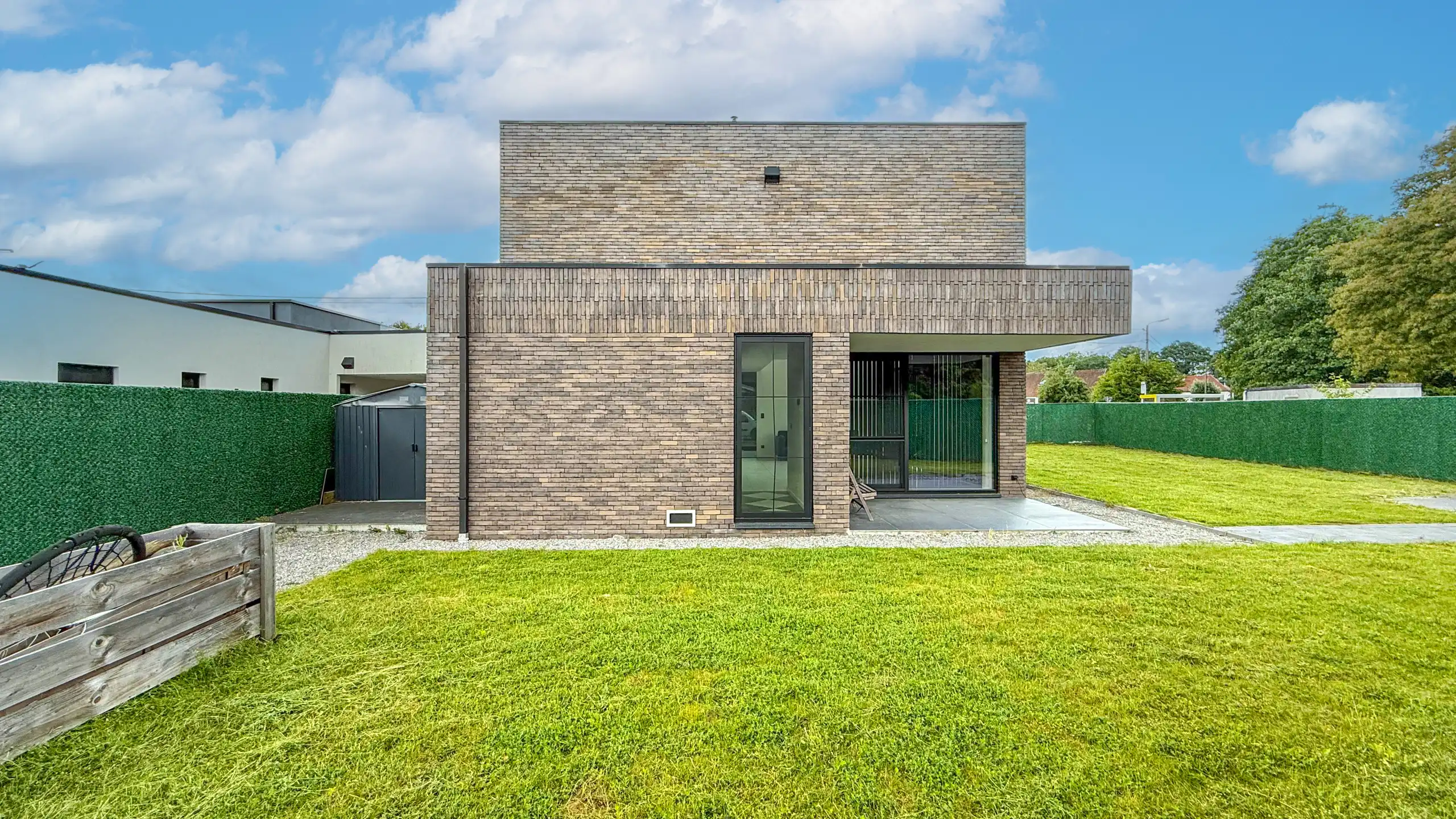 Instapklare villa met 4 slpk., laadpaal en zonnepanelen! foto 63