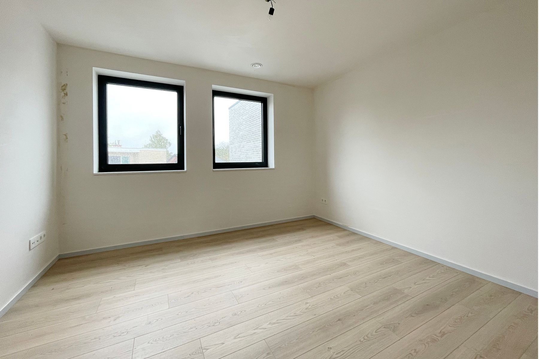 OPENDEUR OP 22/11/2025 VAN 10U TOT 12U foto 9