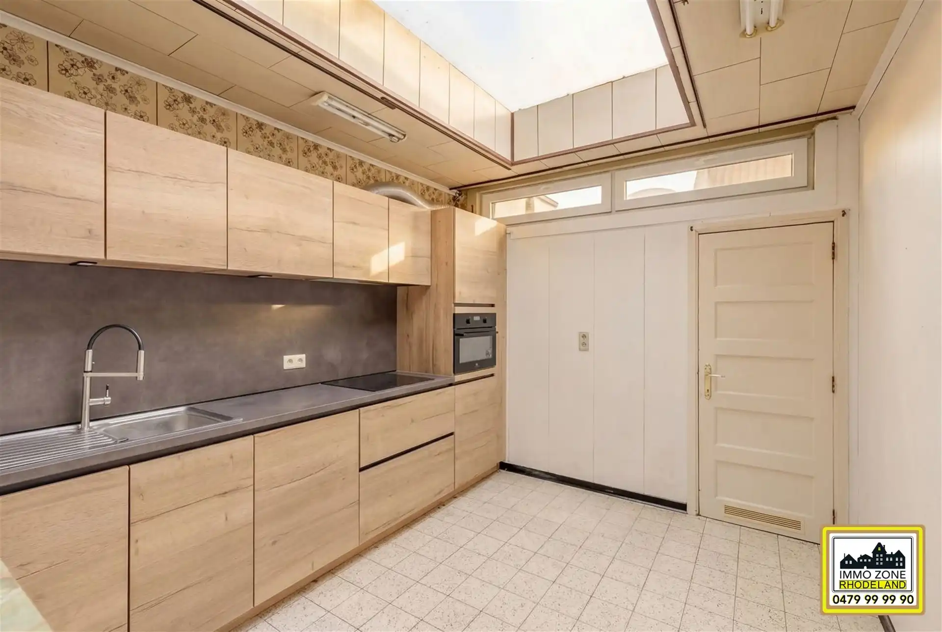 Toffe en uiterst centraal gelegen starterswoning  foto 6