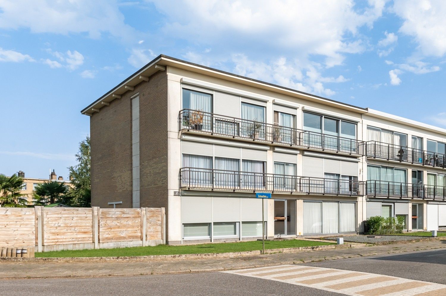 Instapklaar appartement met 2 slaapkamers en terras in centrum Wommelgem! foto 15